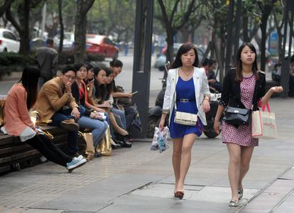 官员长期性骚扰已婚女？当地回应